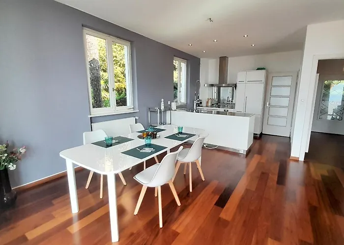 Dora Attika By Fewotessin